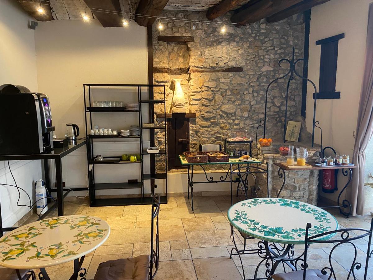 Chateaux Demeures Vallee De L'Arc Trets Exteriér fotografie